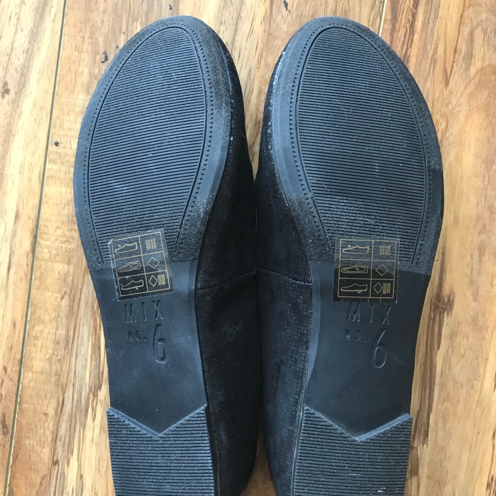 Black ballet flats. BNIB never worn. - Picture 4 of 4